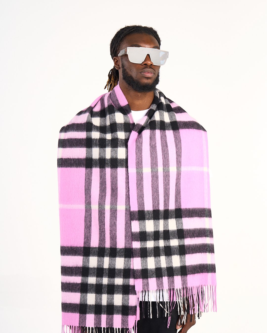 Luxury Cashmere Meets Classic Style