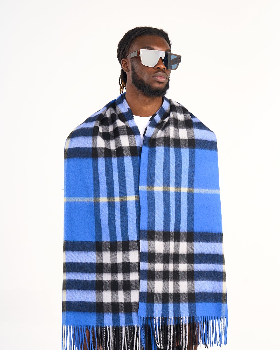 Wool Scarves Redefining Winter Fashion